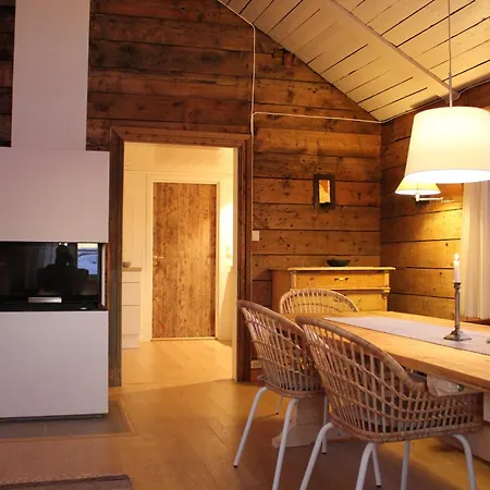 Elisabeth-bua Semesterbostad Moskenes