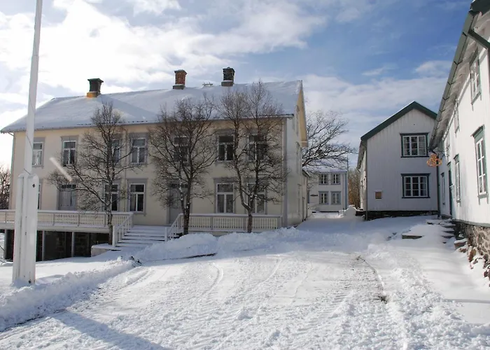 Elisabeth-bua Semesterbostad Moskenes